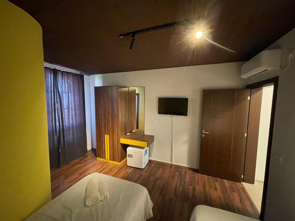 Hotel Hiserra Prizren Exterior foto